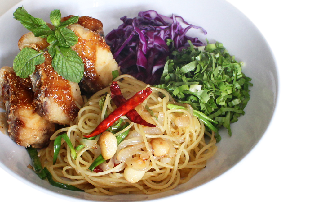 Sea bass with Esarn sauce and Stir fried Pasta (ปลากะพงซอสอีสานและพาสต้าผัด)