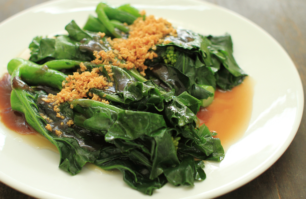 Chinese Kale with Oyster Sauce (คะน้าฮ่องกงน้ำมันหอย)