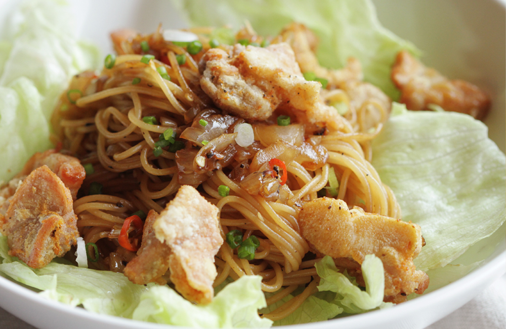 Capellini with Chicken in Black Pepper Sauce (คาเปลลินีไก่พริกไทยดำ)