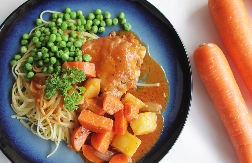 Chicken Stew with Pasta (พาสต้าสตูว์ไก่)