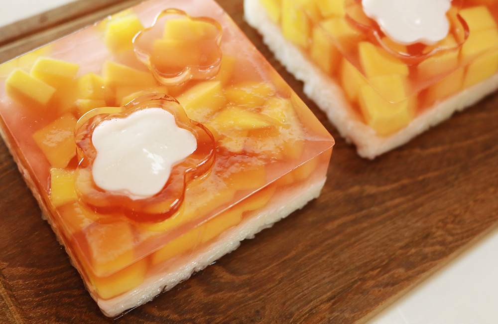 Mango Jelly & Sticky Rice (ข้าวเหนียวมะม่วงเยลลี่)