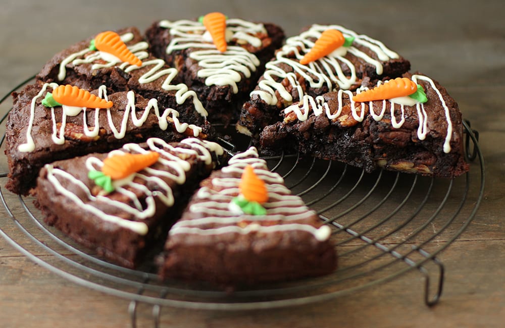 Carrot Pecan Brownie Cake (เค้กบราวนี่แคร์รอตพีแคน)