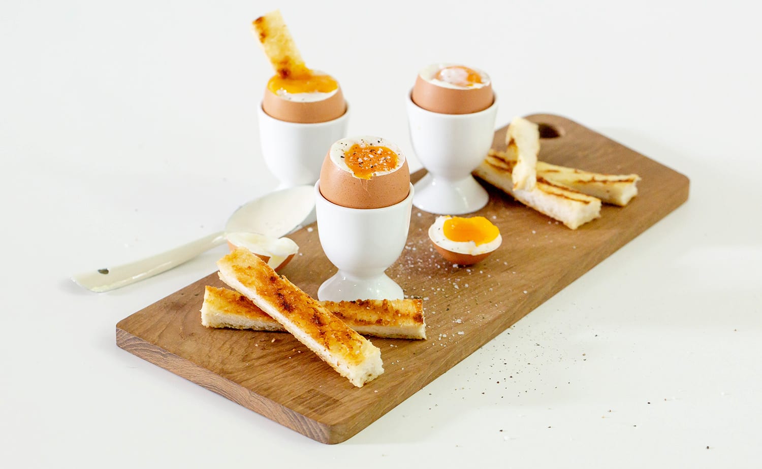 Egg with Soldiers (ไข่กับทหาร)