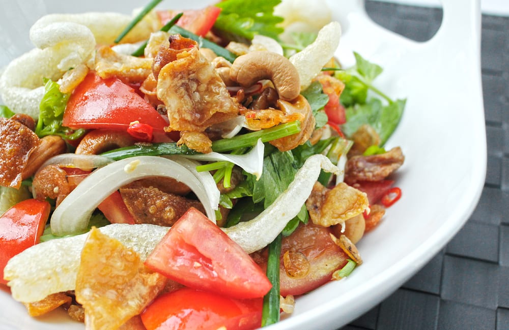 Thai Crisp Salad (ยำสามกรอบ)
