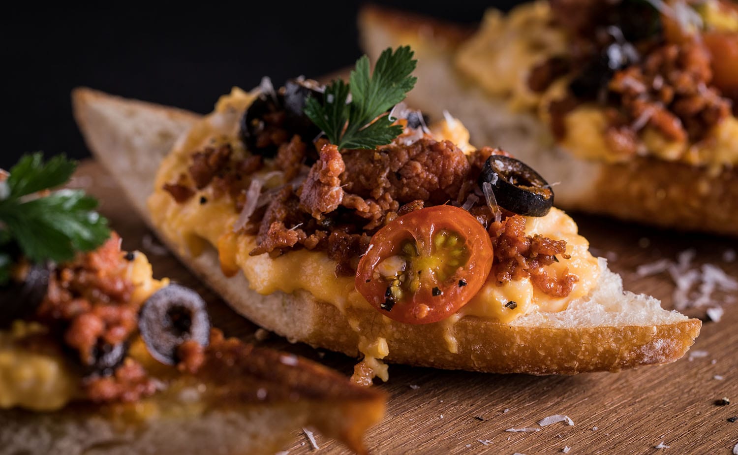 Breakfast Bruschetta (บรูสเก็ตตาอาหารเช้า)