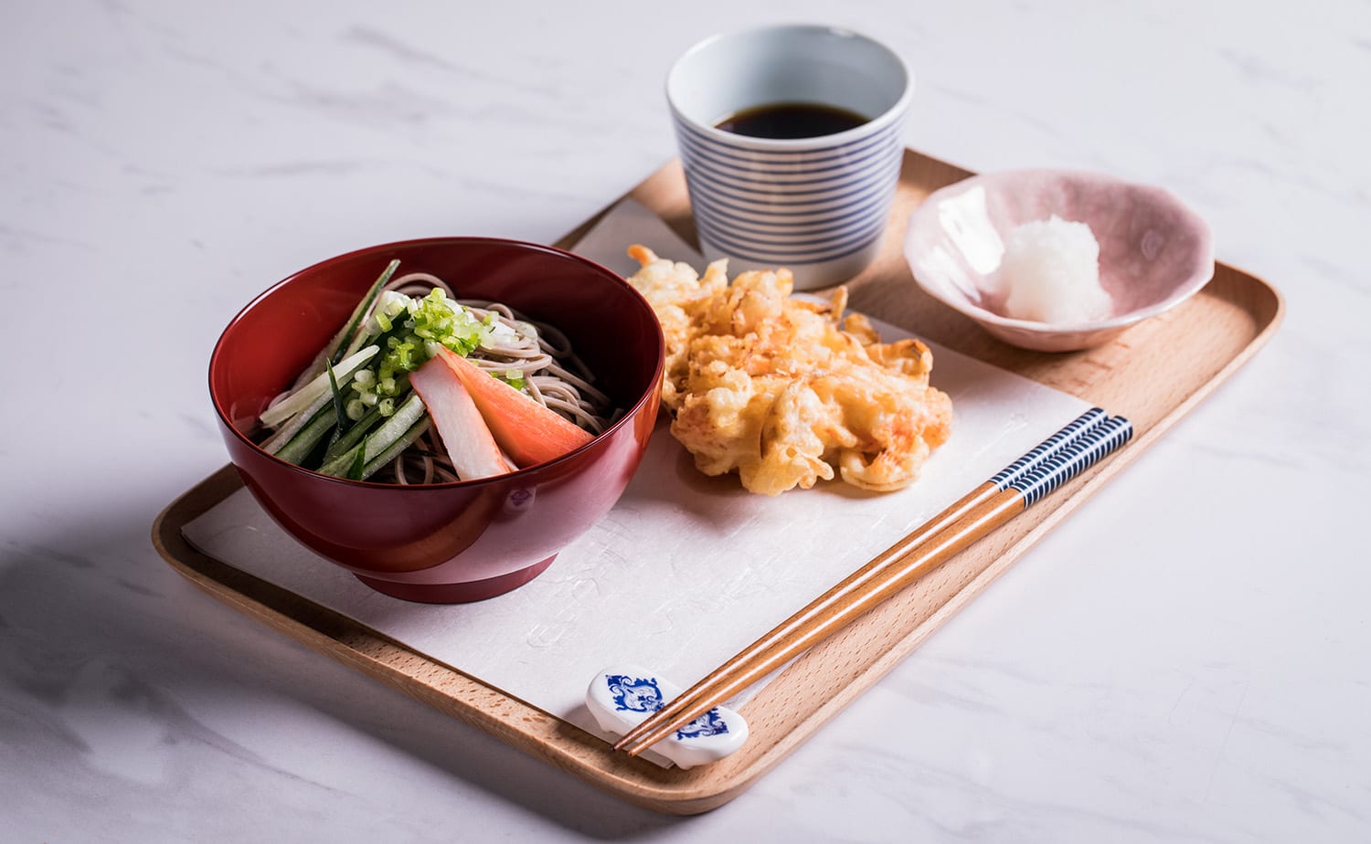 Cold Soba with Kakiage (โซบะเย็นกับคาคิอาเกะ)