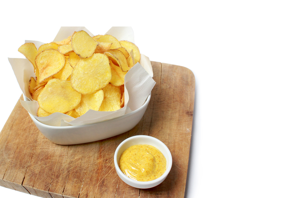 Potato Chip with Curry Mayonnaise (มันฝรั่งทอด กับมายองเนสผงกะหรี่)
