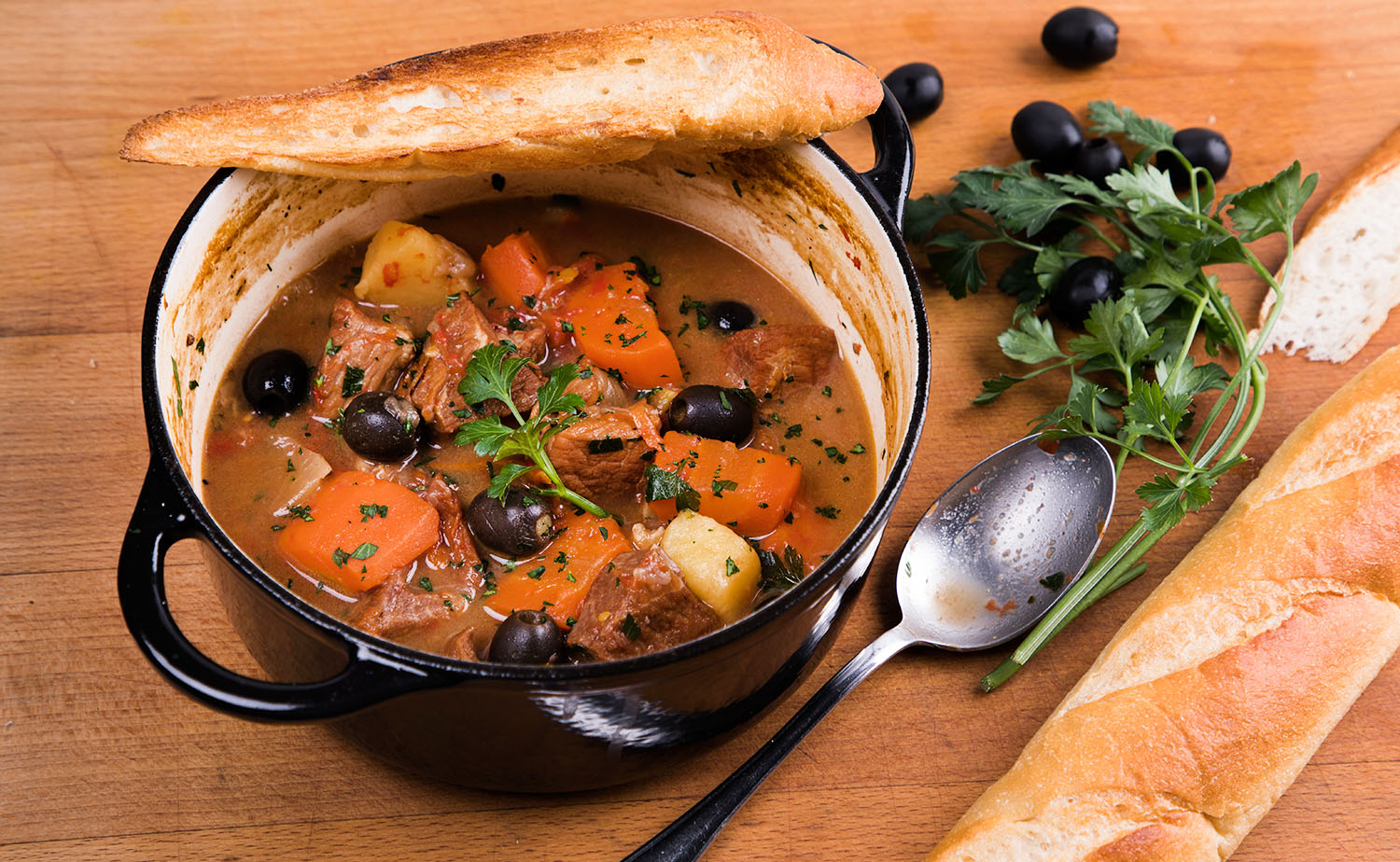 Pork Stew with Black Olive (สตูว์หมูมะกอกดำ)