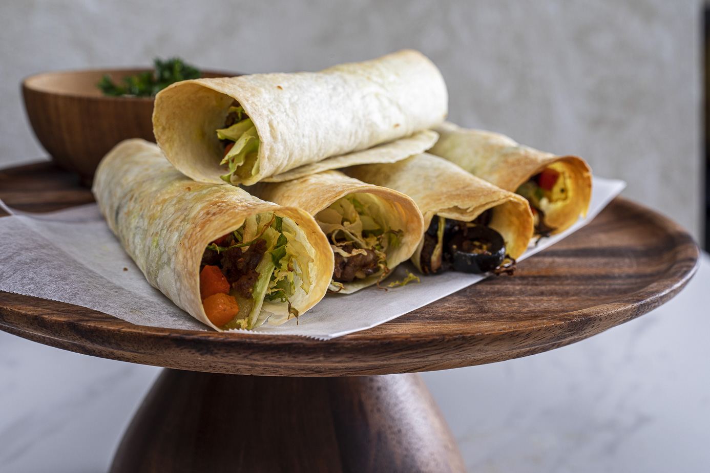 Minced Beef in Crispy Tortilla (โรลกรอบเนื้อสับ)