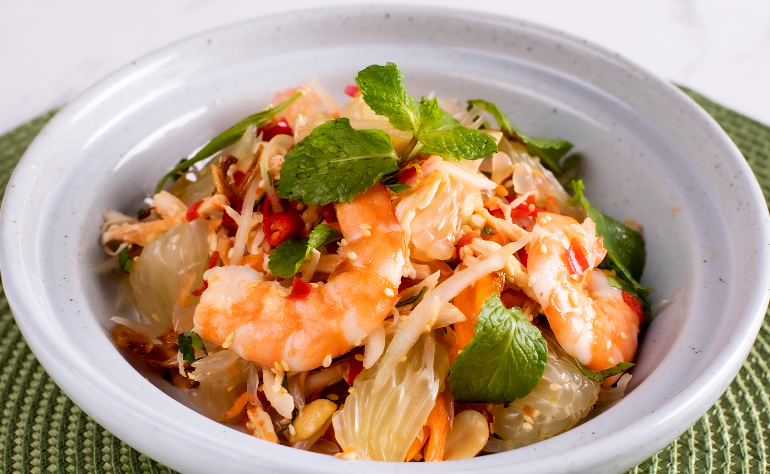 Vietnamese Pomelo Salad (ยำส้มโอเวียดนาม)