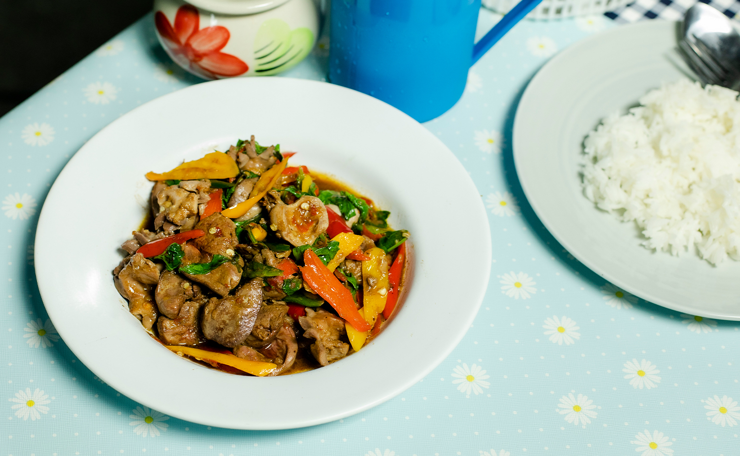 Stirfried Chicken Giblets with Chillies (เครื่องในไก่ผัดพริกสด)