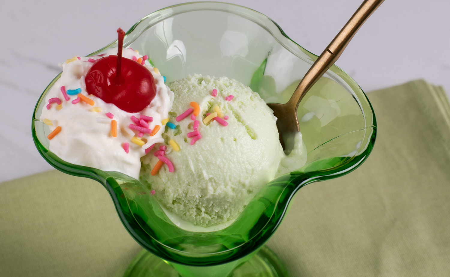 Cream Soda Ice Cream (ไอศกรีมครีมโซดา)