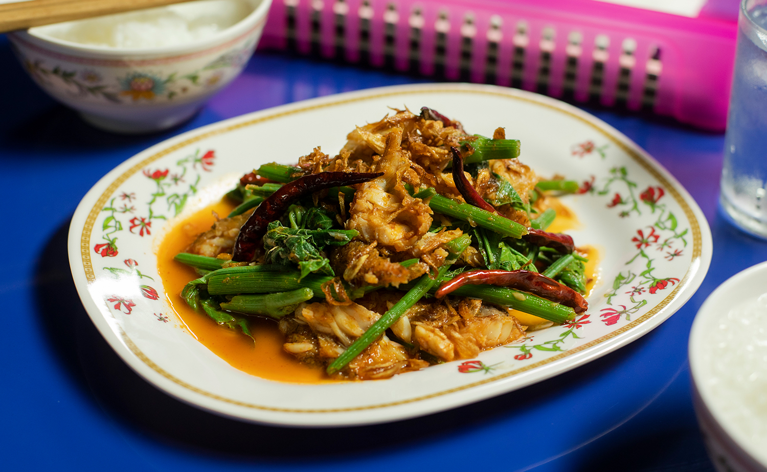 Chayote Leaves and Gourami Spicy Salad (ยำยอดฟักแม้วปลาสลิดทอด)