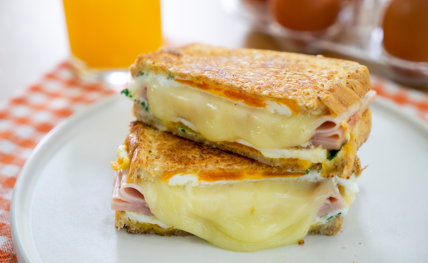 Pan Breakfast Sandwich (แซนด์วิชอาหารเช้ากระทะ)