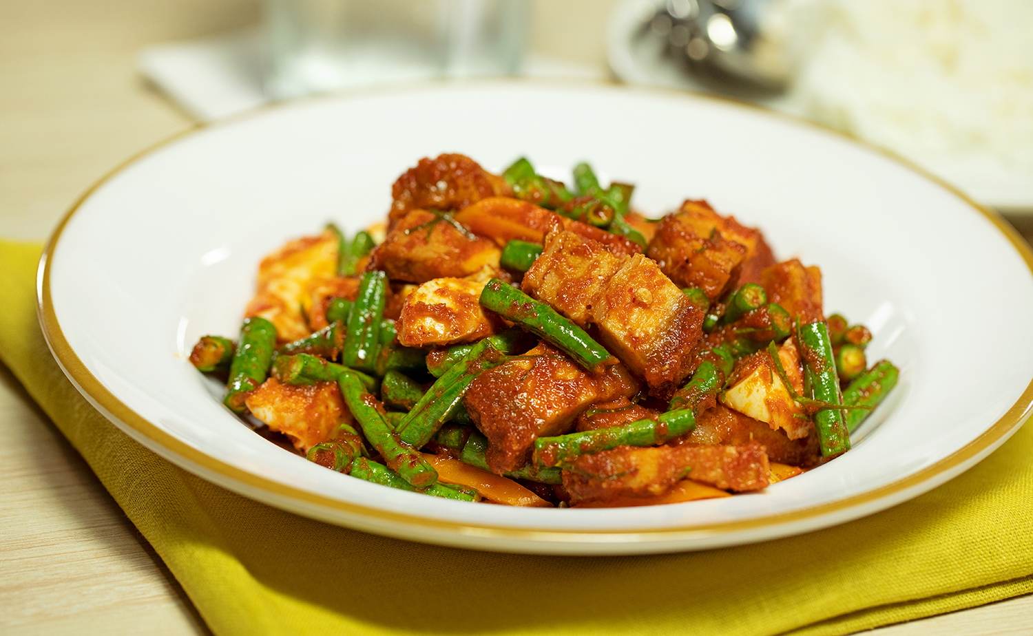 StirFried Pork Belly Crisp with Red Curry and Salted Egg (หมูกรอบผัด