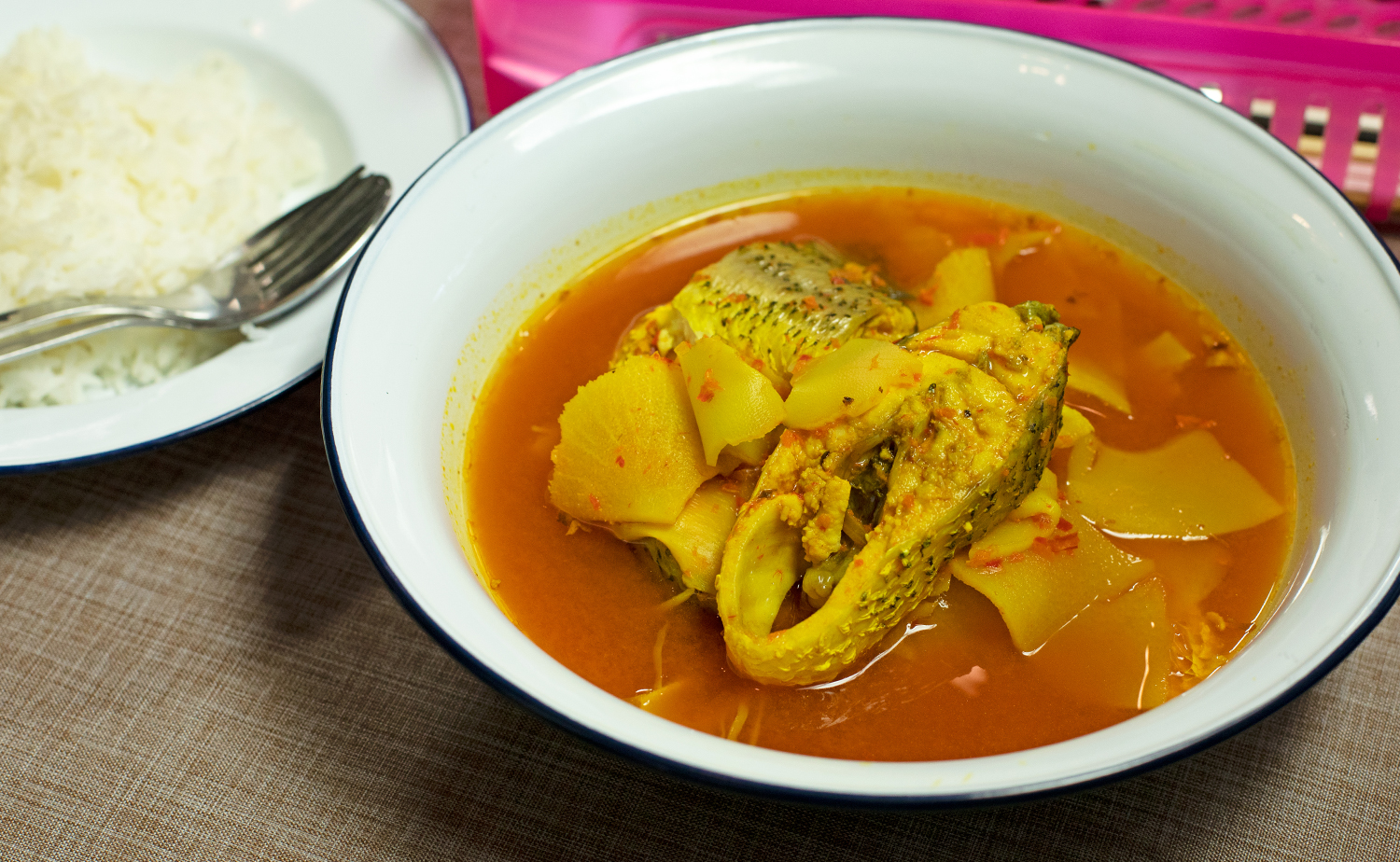 Southern Sour Soup with Preserved Bamboo Shoot (แกงเหลืองหน่อไม้ดอง)