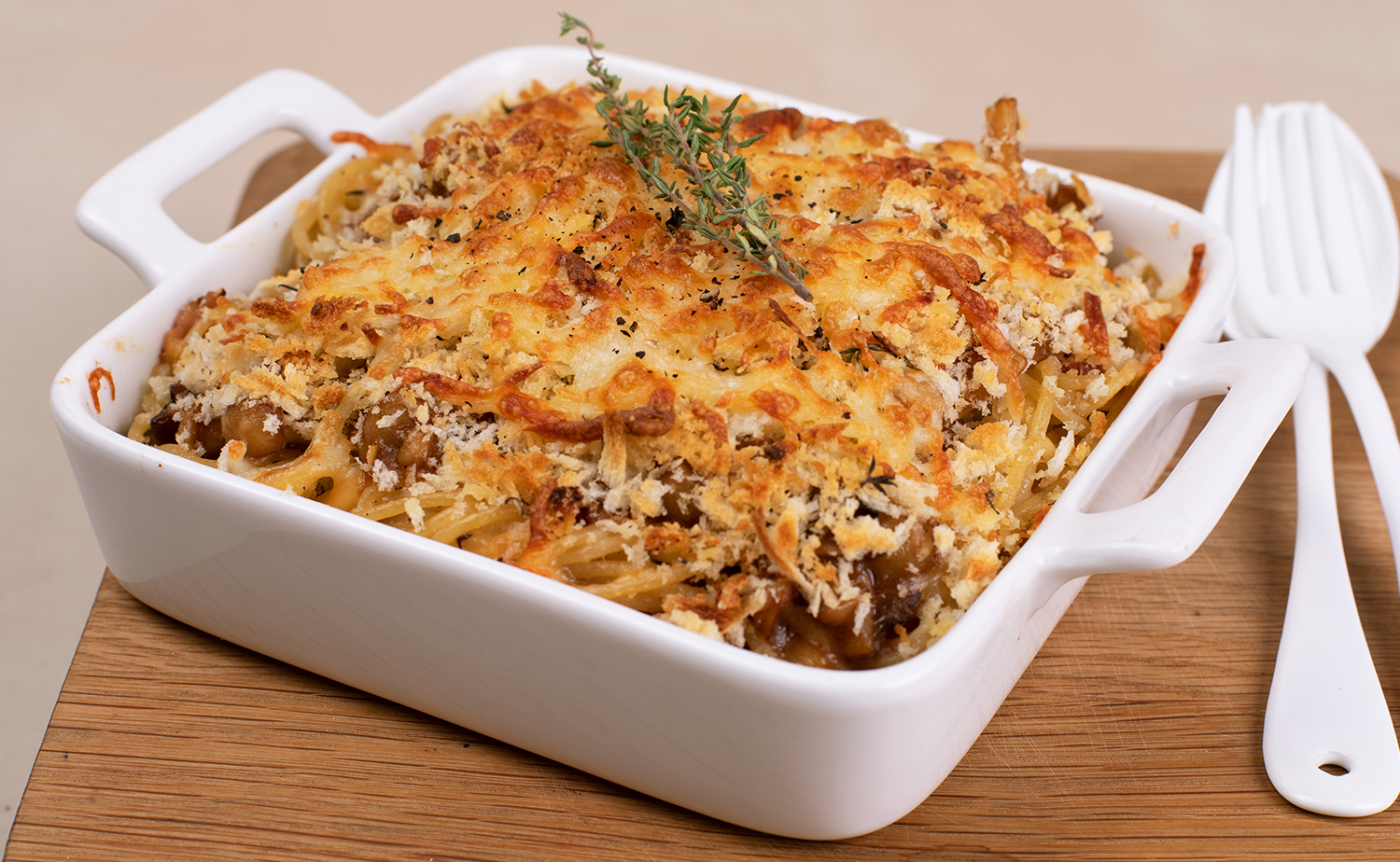 Spaghetti Bacon Au Gratin (สปาเกตตีเบคอนกราแต็ง)