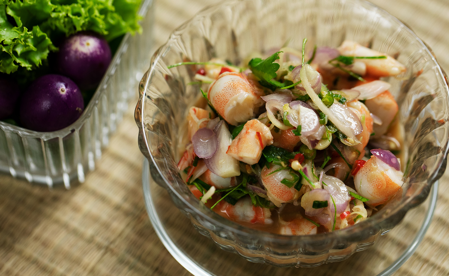 Prawn and Herb Spicy Salad (แสร้งว่ากุ้ง)