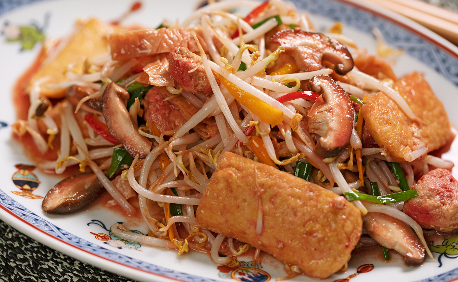 Stir-fried Bean Sprout with Fermented Beancurd (ถั่วงอกผัดเต้าหู้ยี้)