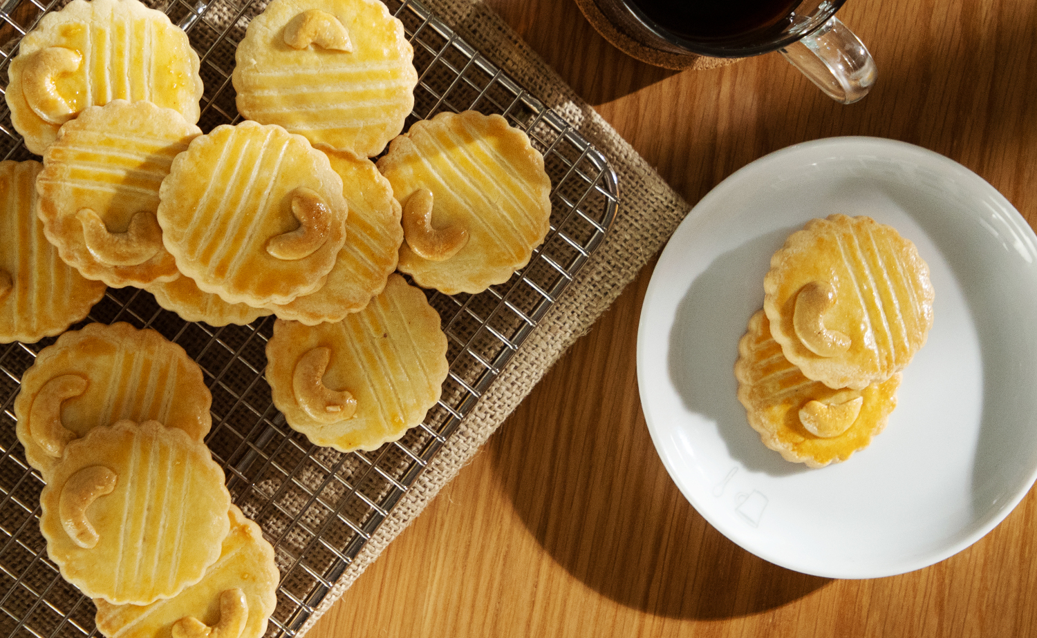 Cashew Nut Biscuit (บิสกิตเม็ดมะม่วงหิมพานต์)