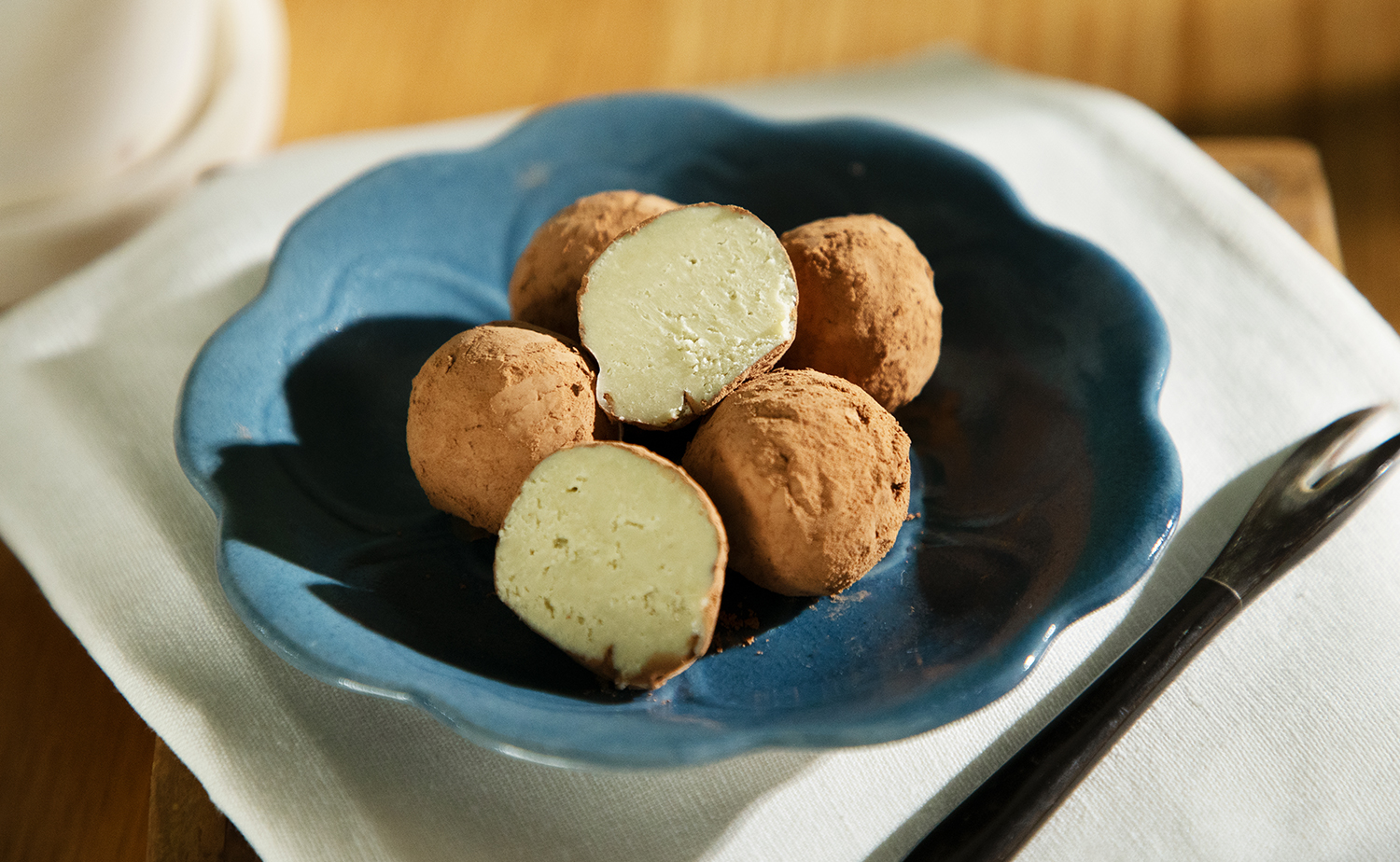 White Matcha Truffle (ไวท์มัทฉะทรัฟเฟิล)