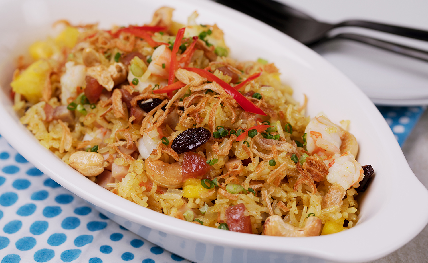 Ultimate Pineapple Fried Rice (ข้าวผัดสับปะรดทรงเครื่อง)