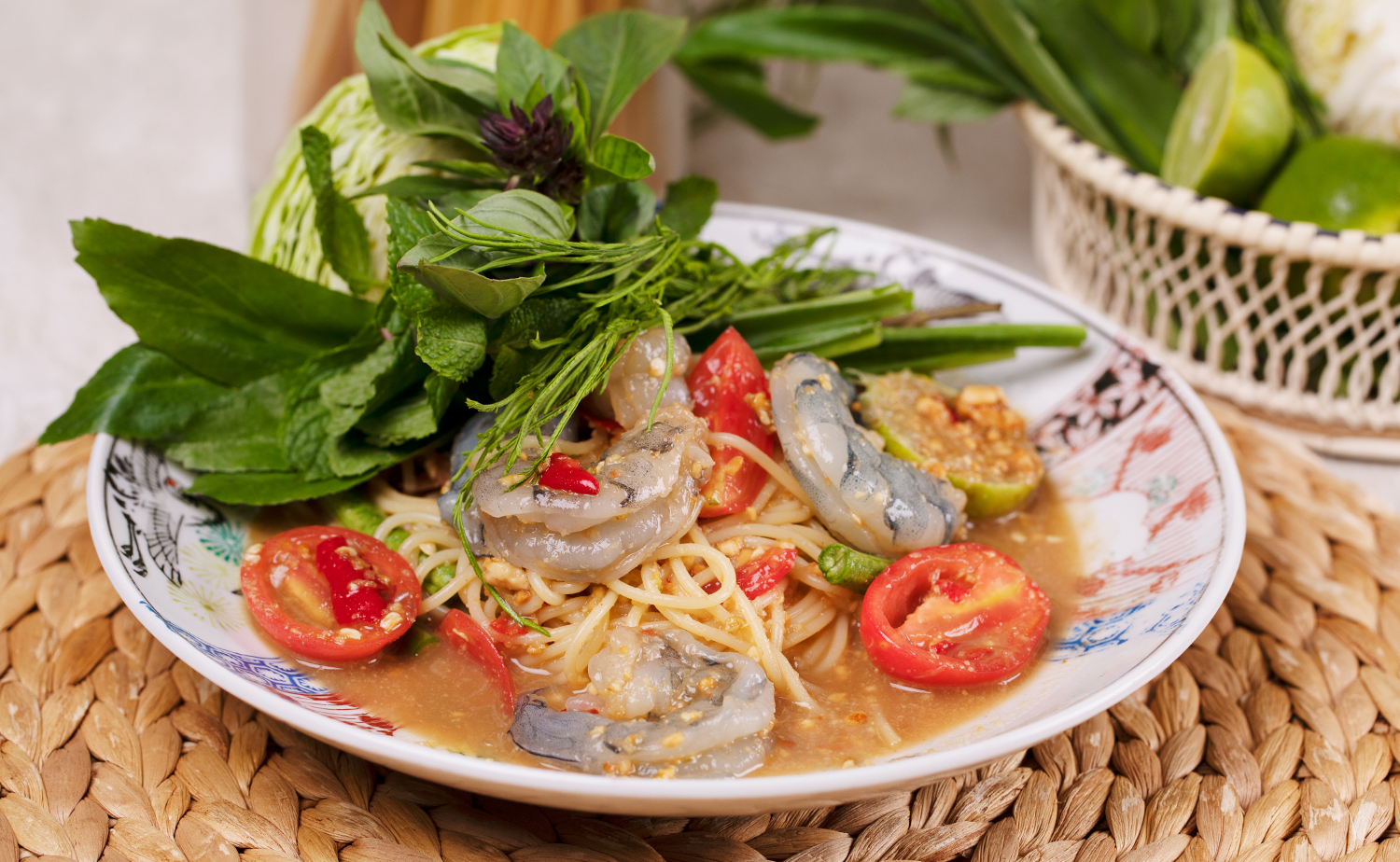 Spicy Pasta Salad with Prawn (ตำข้าวปุ้นดูรัมกุ้งสด)