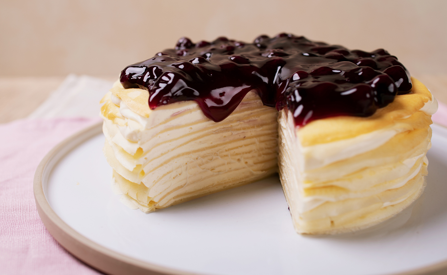 Blueberry Cheese Crepe Cake (บลูเบอร์รีชีสเครปเค้ก)