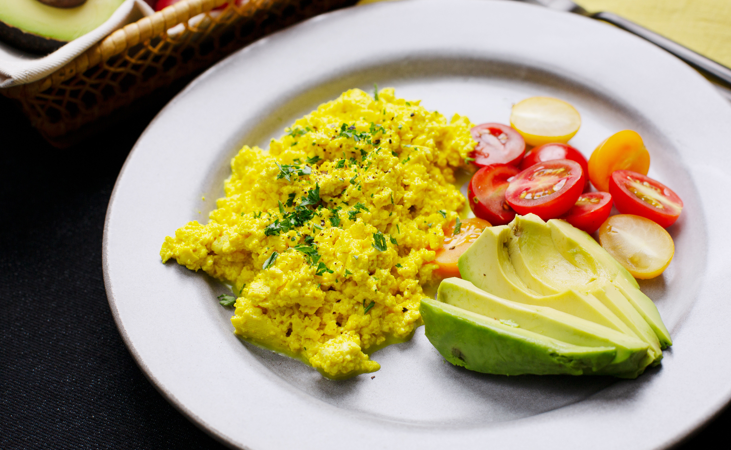Vegan Tofu Scramble (ไข่คนแบบวีแกน)