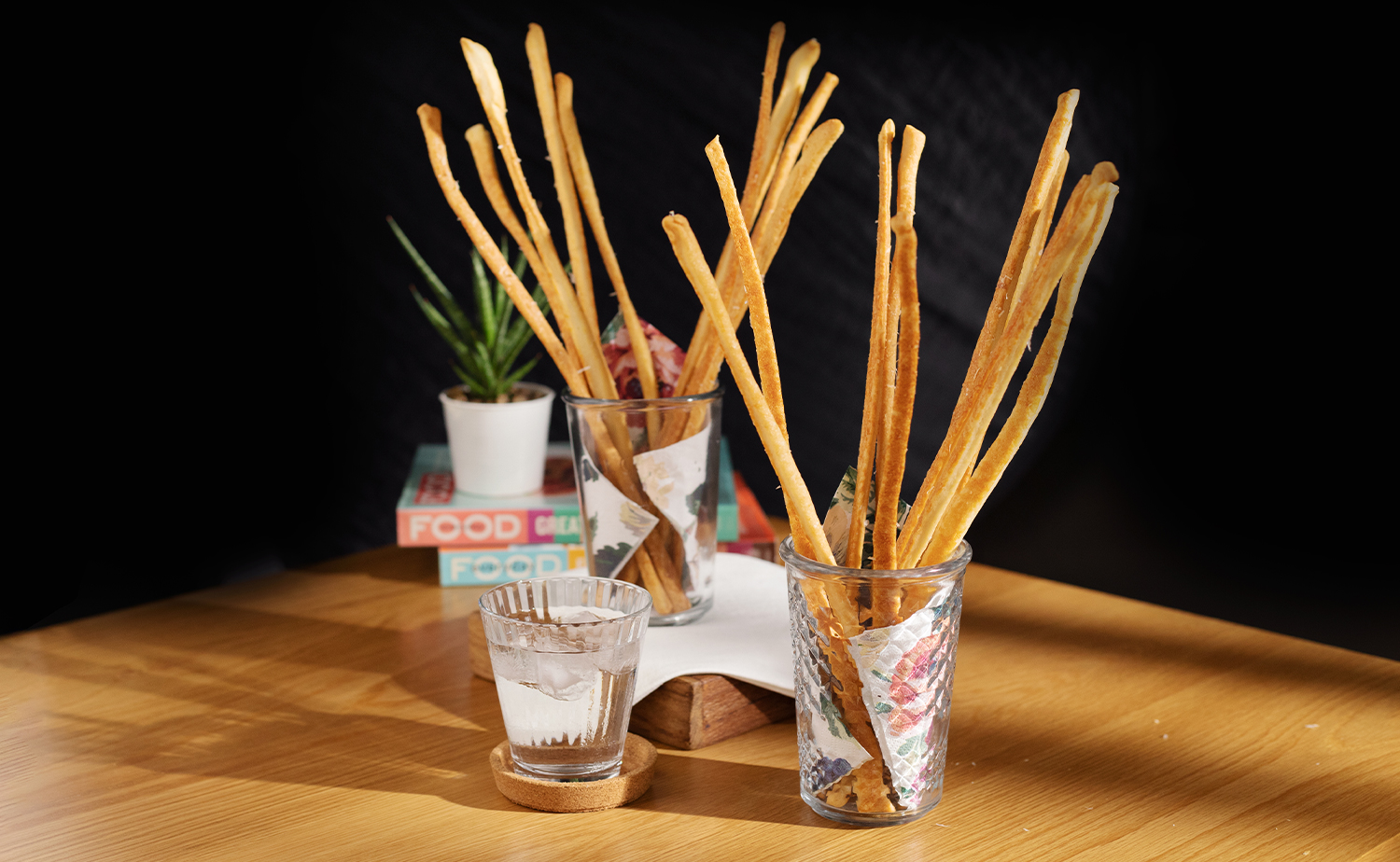 Parmesan Bread Sticks (เบรดสติ๊กพาร์มิซาน)