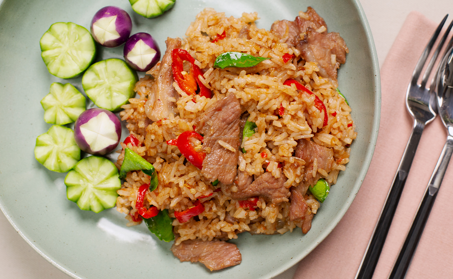 Shrimp Paste Fried Rice with Pork (ข้าวผัดกะปิหมู)