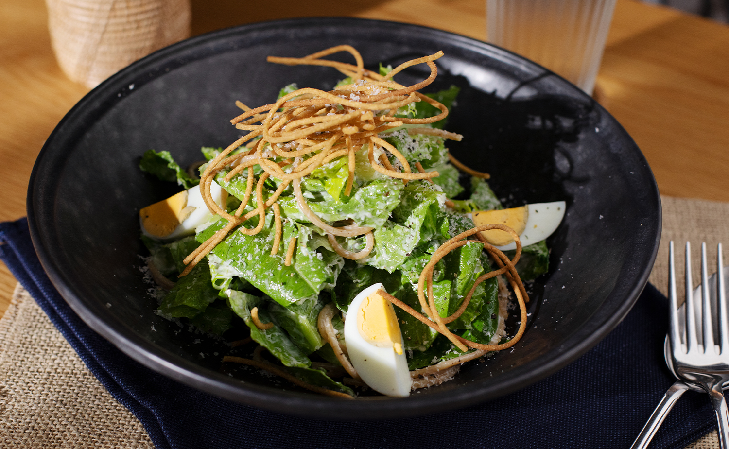 Caesar Pasta Salad (สลัดพาสต้าซีซ่าร์)
