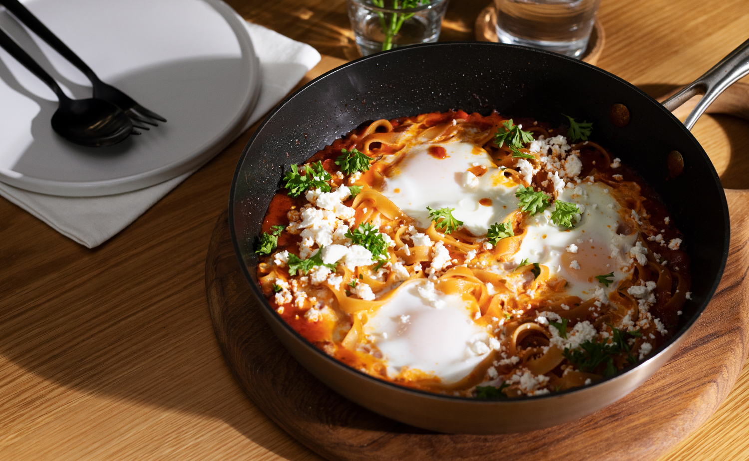 Shakshuka Pasta (พาสต้าชักชูก้า)