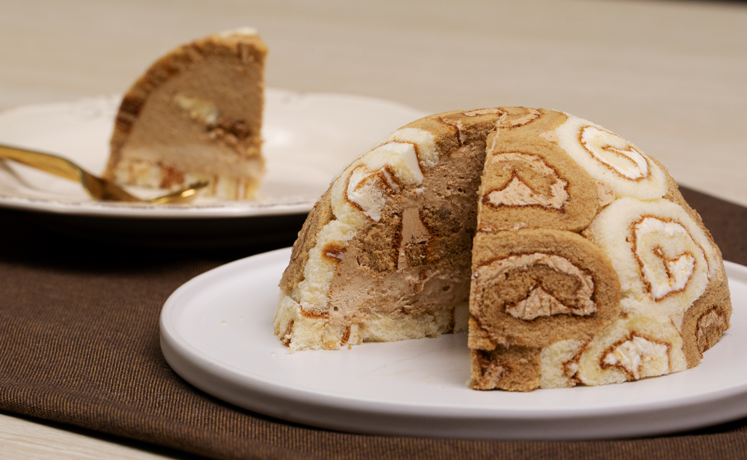 Coffee Cream Cheese Charlotte Royale (คอฟฟี่ครีมชีสชาลอตรอยัล)