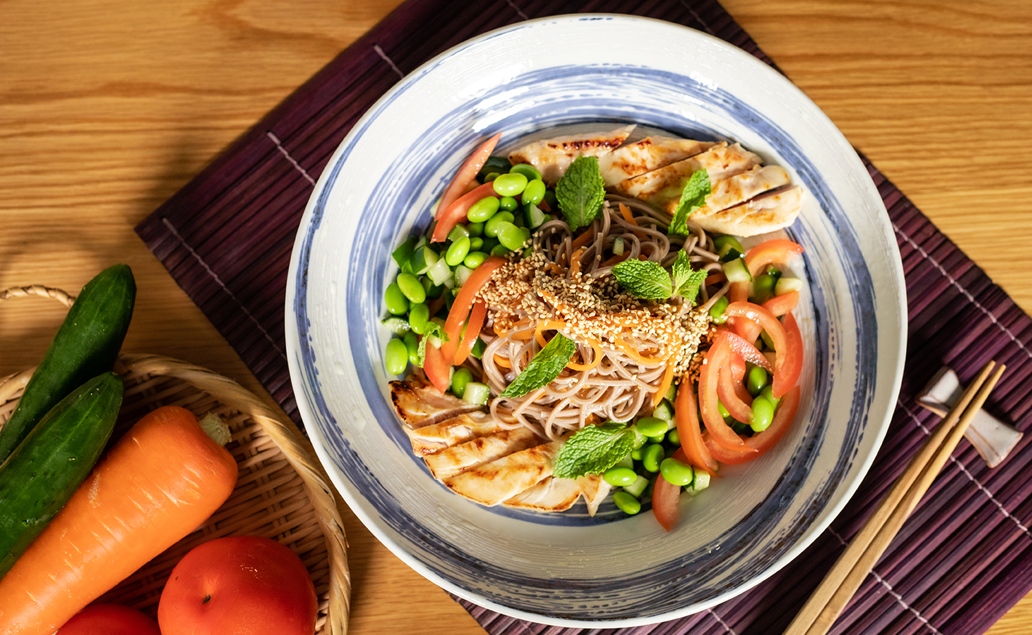 Soba Salad with Ponzu Dressing (สลัดโซบะน้ำสลัดปอนสึ)