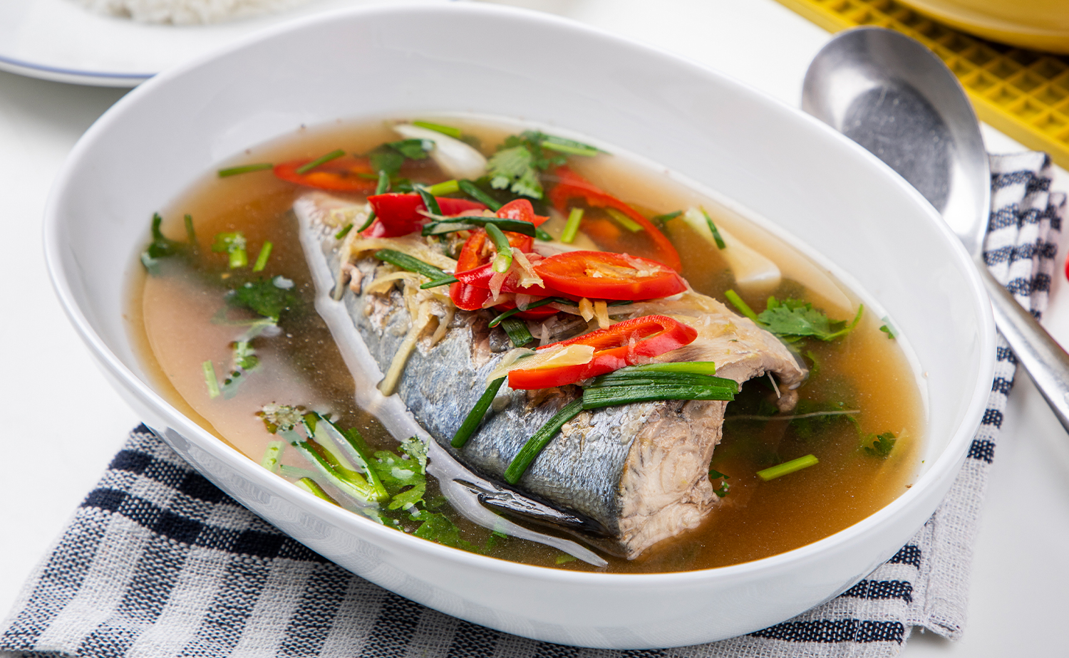 Mackerel sour soup (ต้มส้มปลาทู)