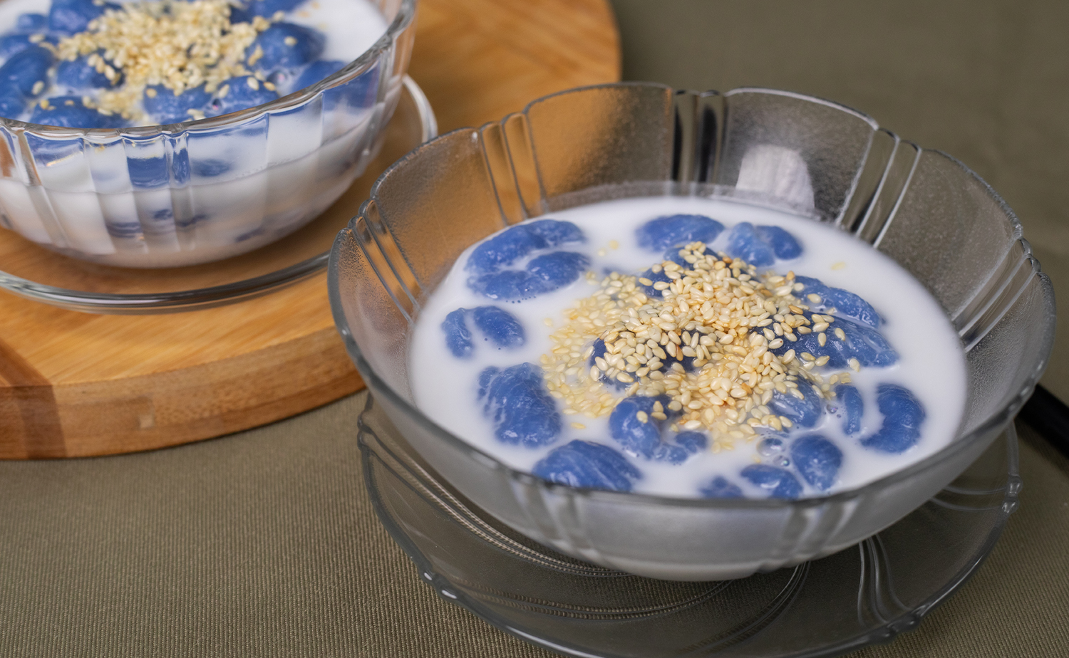 Thai gnocchi in coconut milk (ครองแครงกะทิ)