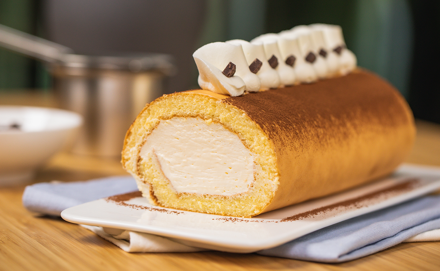 Tiramisu Swiss Roll (ทีรามิสุสวิสโรล)