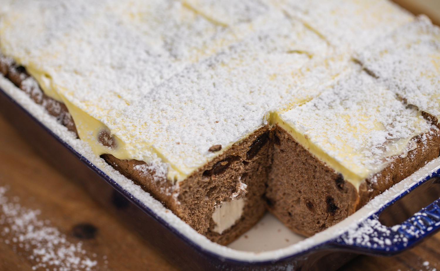 The Buttery Custard Loaf (ปังโลฟเนยสดไส้ครีม)