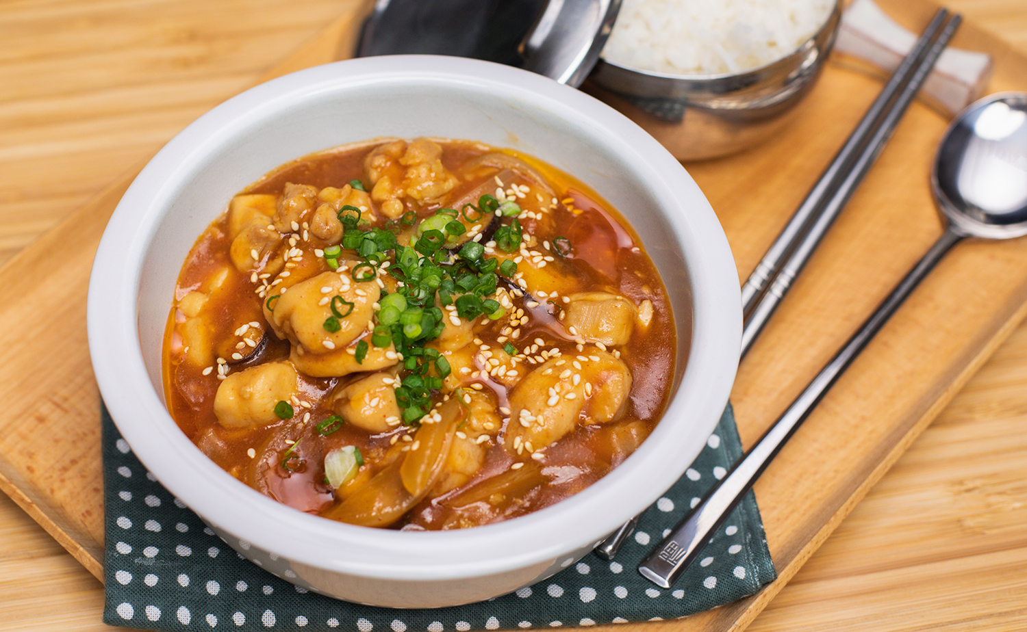 Korean-inspired Chicken Stew with Rice (ข้าวหน้าไก่สไตล์เกาหลี)