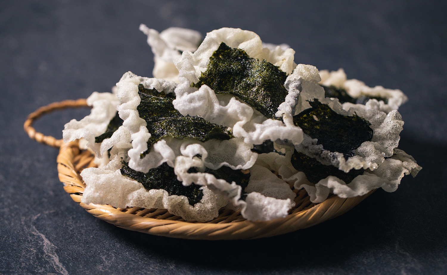 Seaweed Rice Cracker (ข้าวเกรียบสาหร่าย)