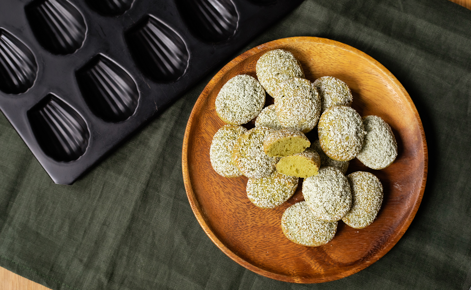 Green Tea Madeleines (มาดแลนชาเขียว)
