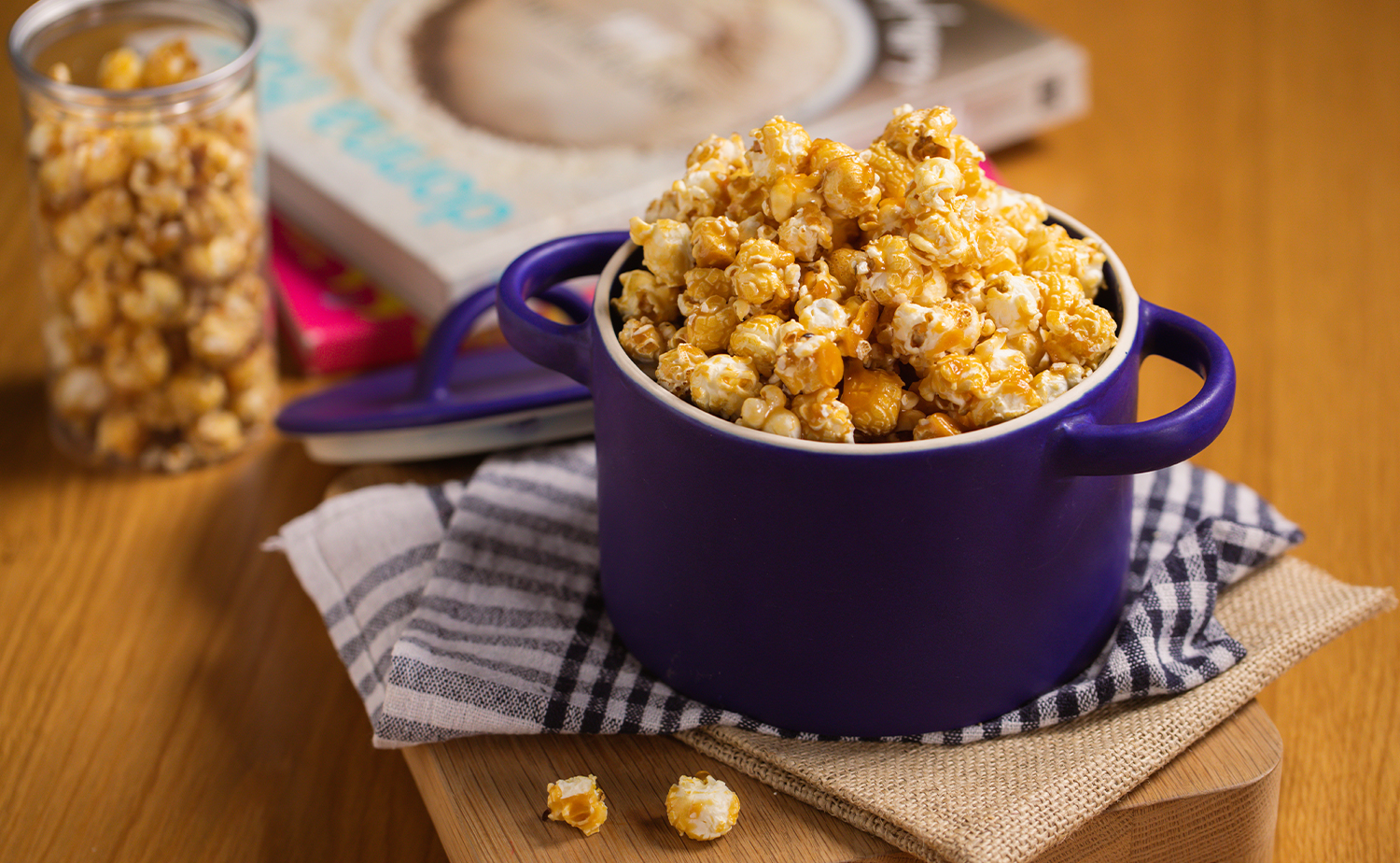 Coconut Caramel Popcorn (ป๊อบคอร์นรสทอฟฟี่กะทิ)