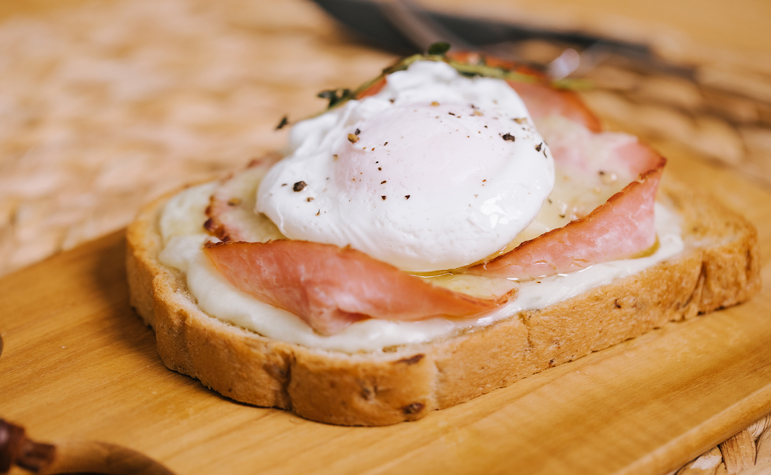 Croque Madame (คร็อกมาดาม)