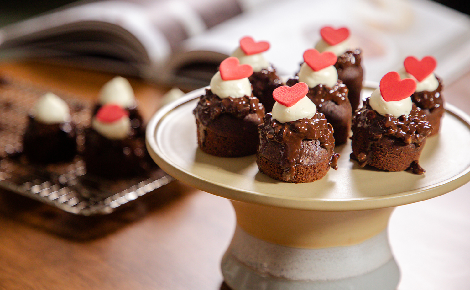 Chocolate Hazelnut Mini Cake (ช็อกโกแลตเฮเซลนัทมินิเค้ก)