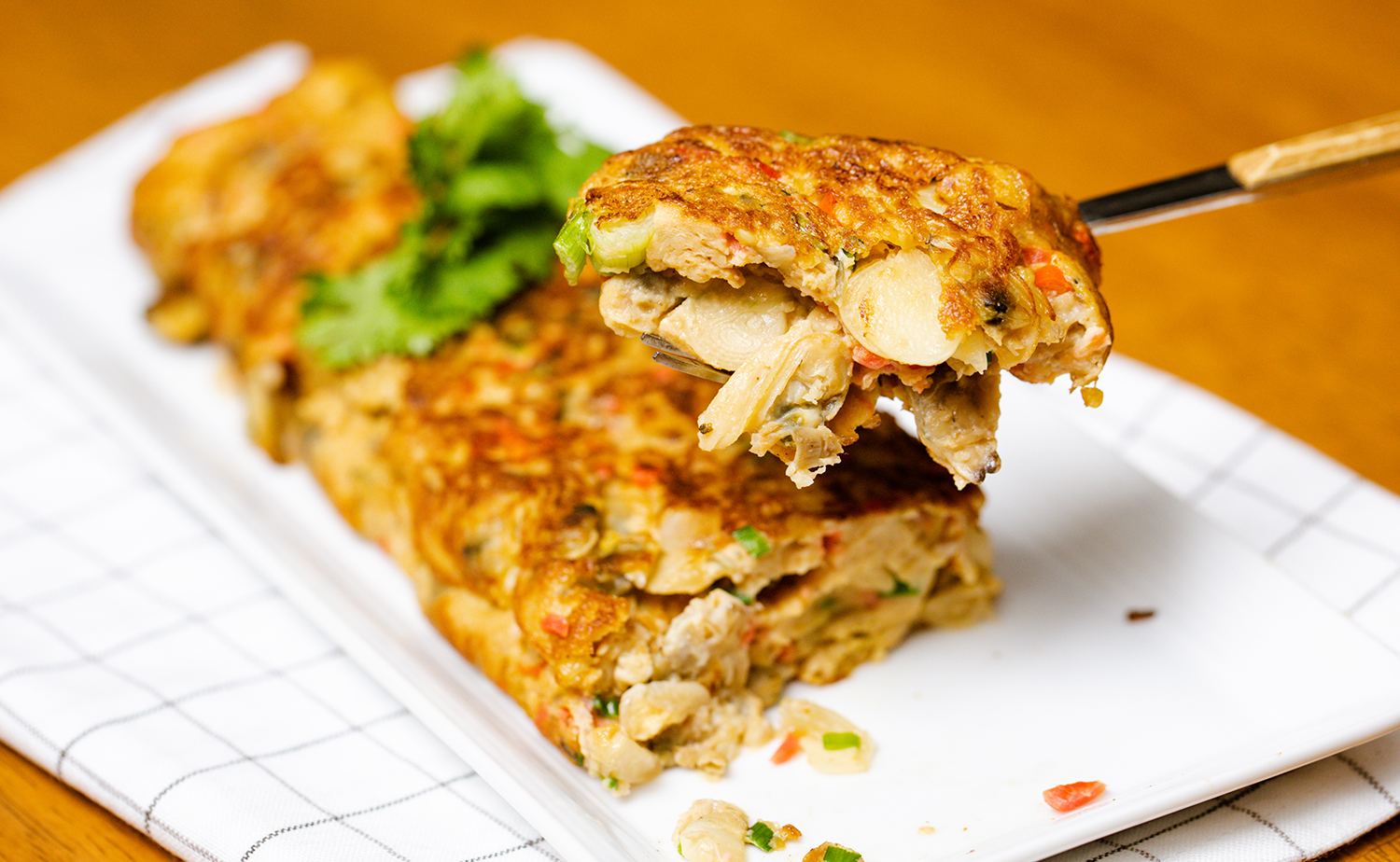 Clam Omelette (ไข่เจียวหอยลาย)