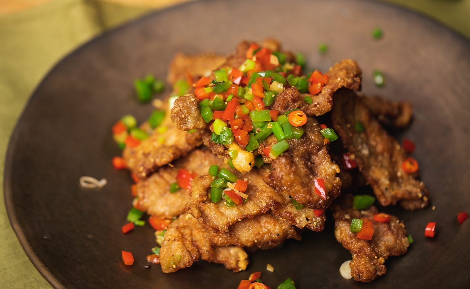 Salt and Pepper Pork Chops (พอร์คชอปคั่วพริกเกลือ)