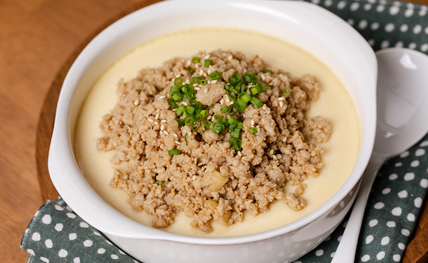 Silky Steamed Egg with Miso Pork (ไข่ตุ๋นหน้าหมูมิโซ)