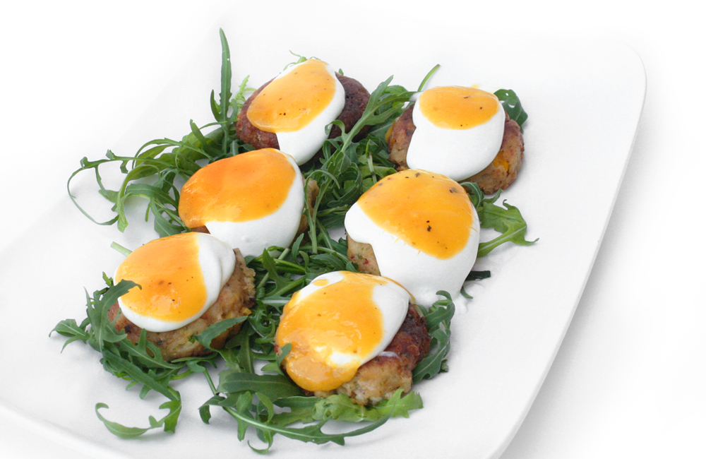 Crab Cake with Mango Sauce (ทอดมันปูซอสมะม่วง)