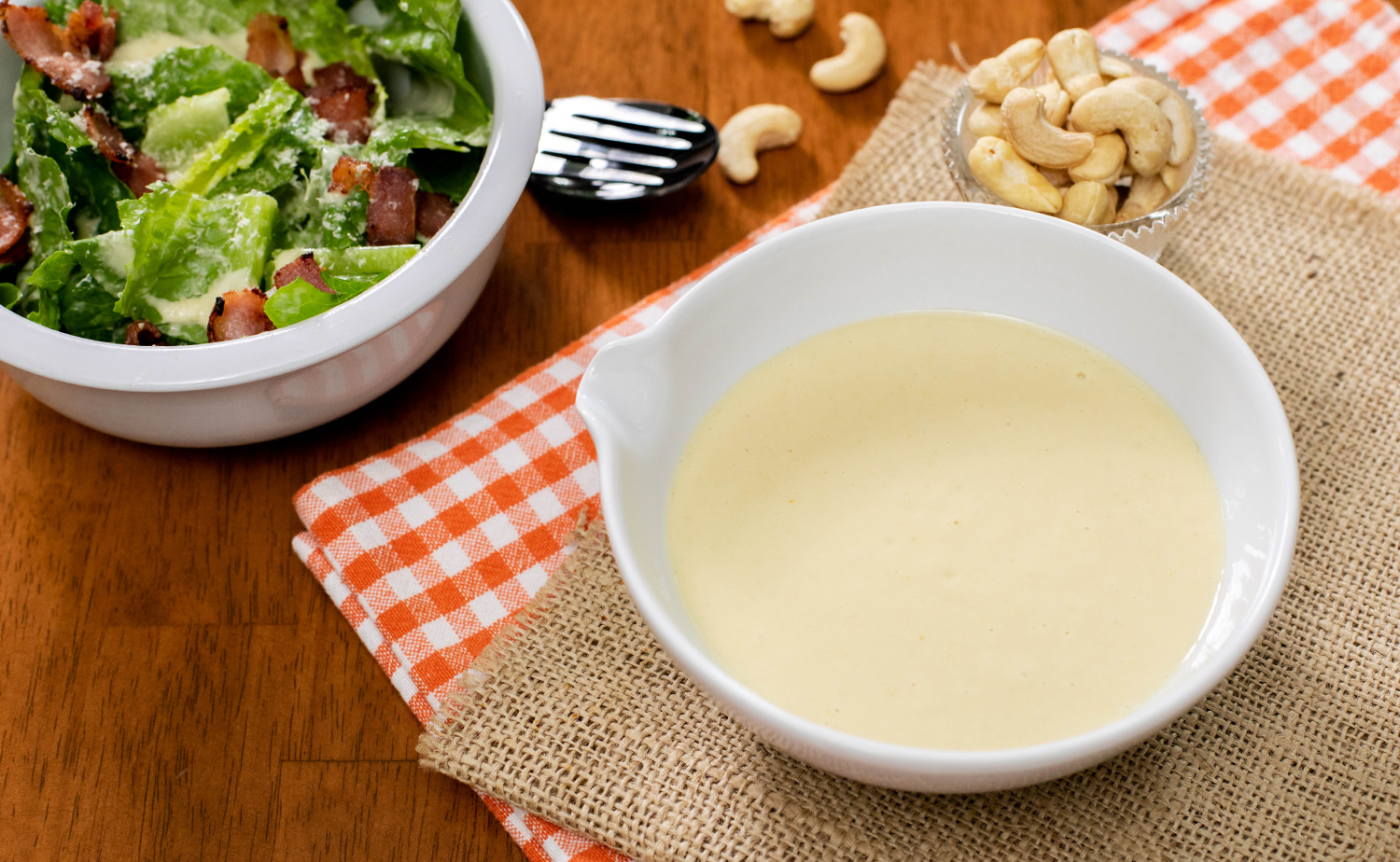 Cashew Nut Caesar Salad (สลัดซีซ่าร์เม็ดมะม่วงหิมพานต์)
